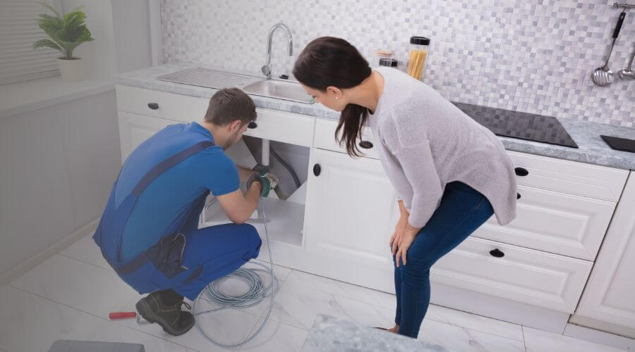 Expert burst pipe repair services in Hillsdale, IN